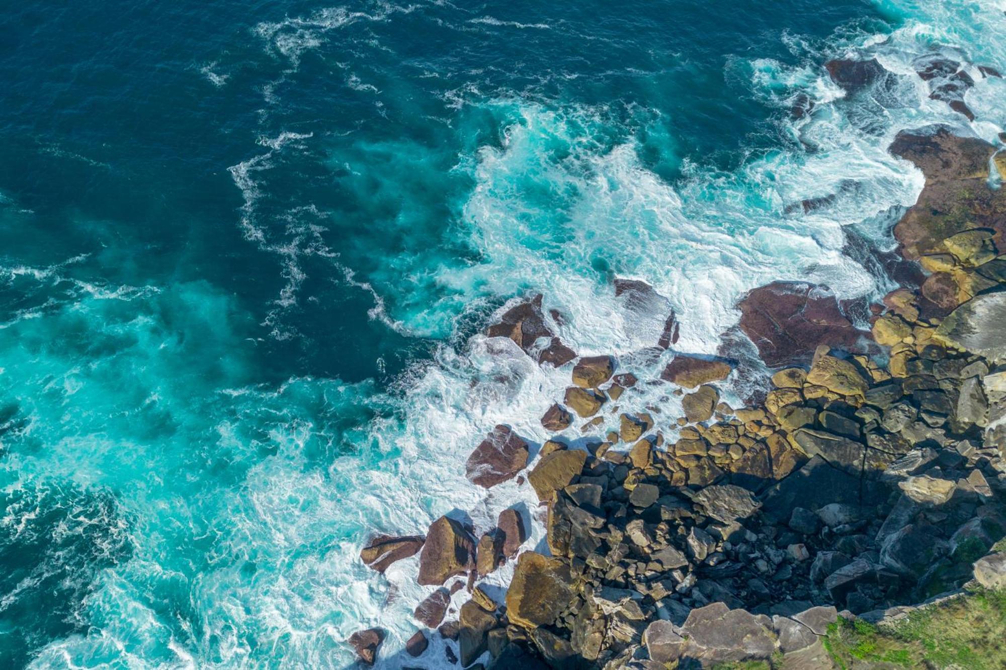 Upscale Cliffside Studio With Ocean Views North Bondi Sydney Exterior photo
